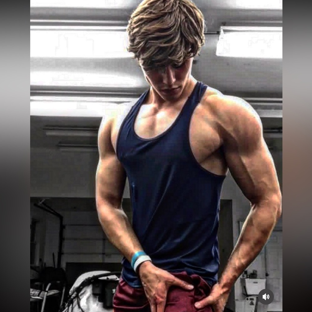 Gymshark Performance Stringer